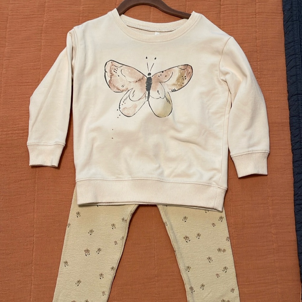 Rylee Cru set.